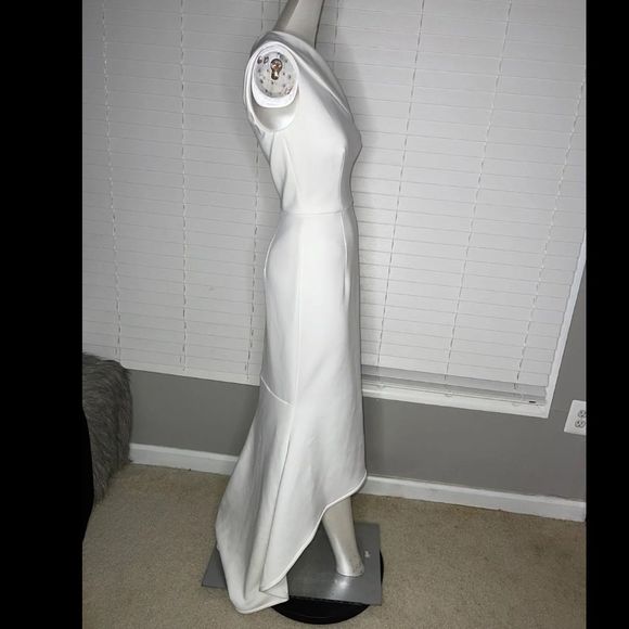 NWT Black Halo Cadencia One Shoulder Gown$575 - Picture 6 of 10